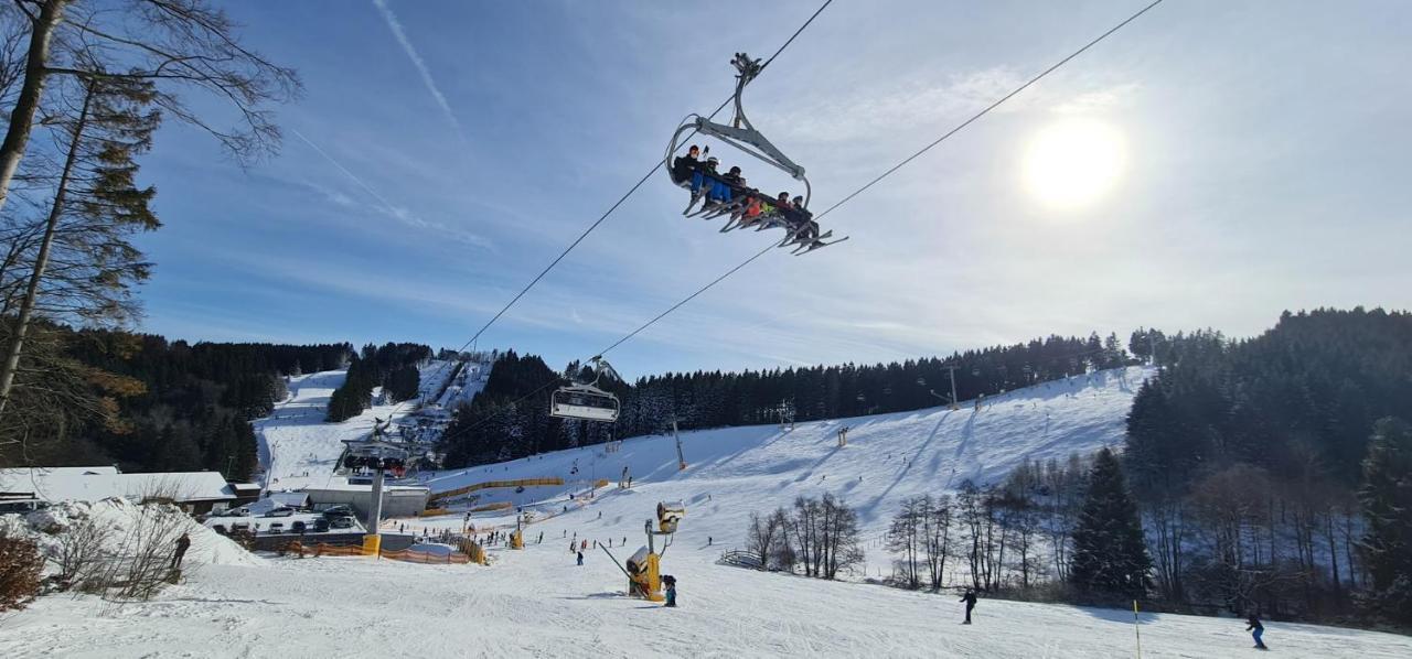Pistenblume Apartment - Skipiste, Stadtzentrum 温特贝格 外观 照片